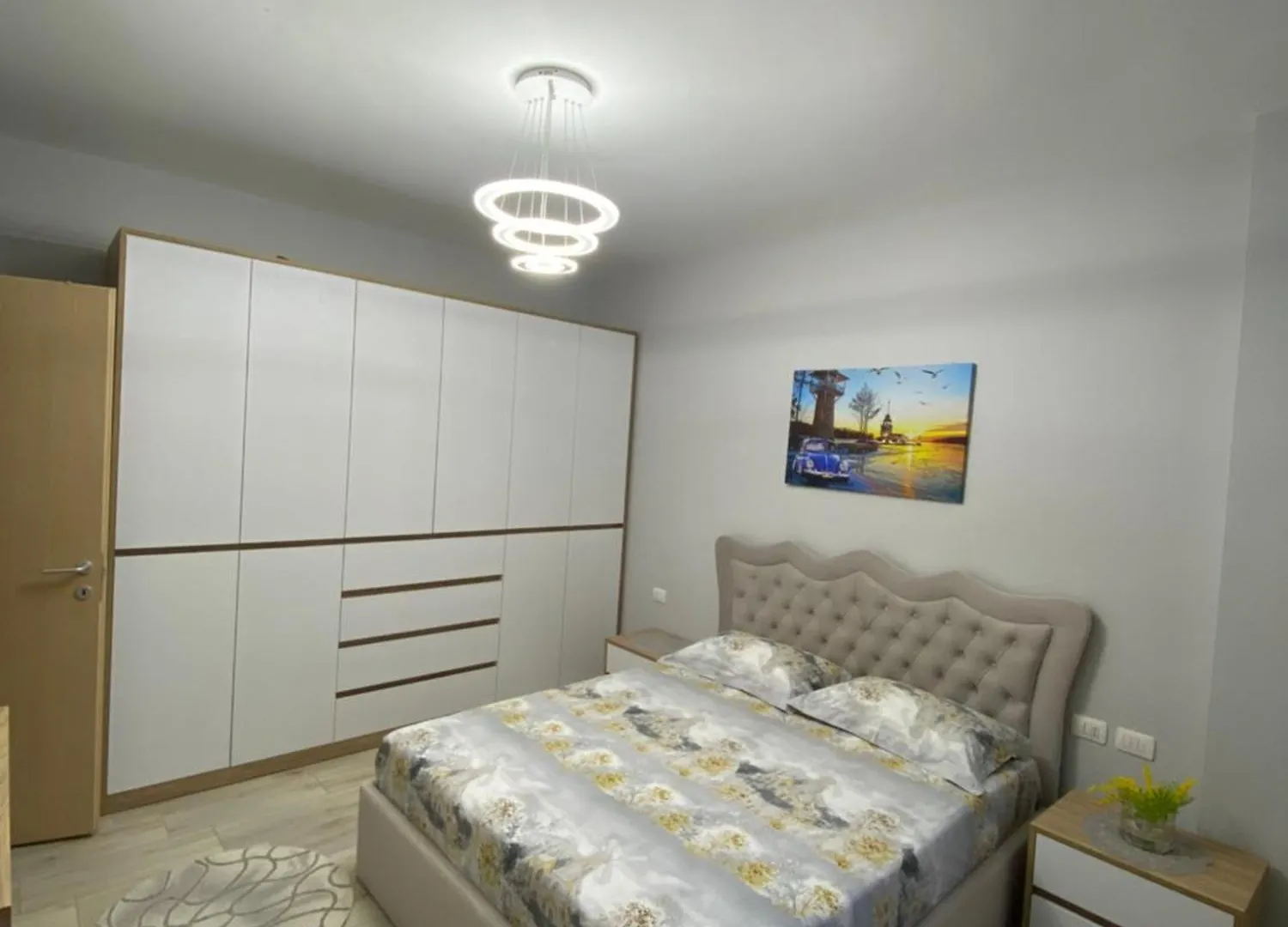 Grei Apartament Durres 0*,