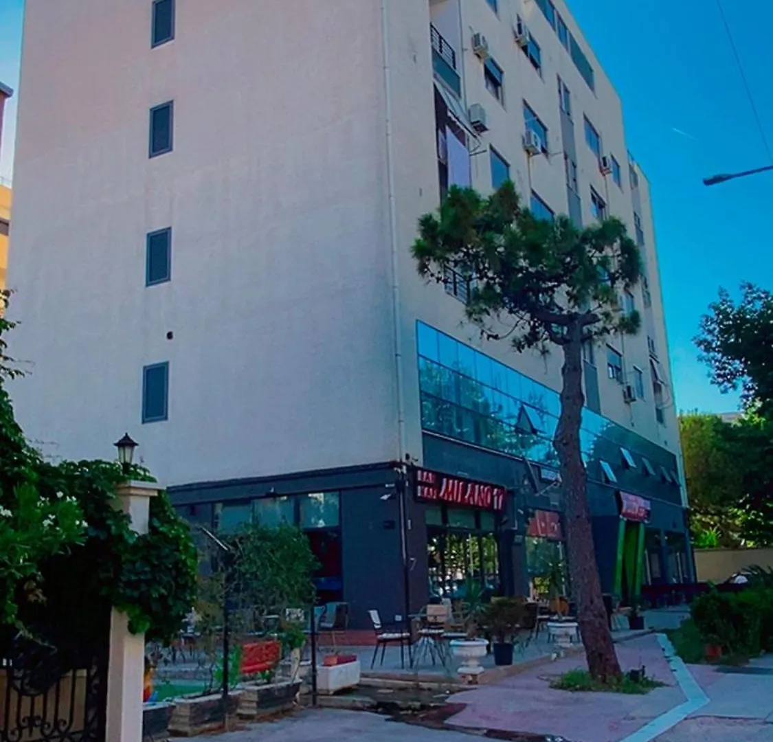 Grei Apartament Durrës Apartmán